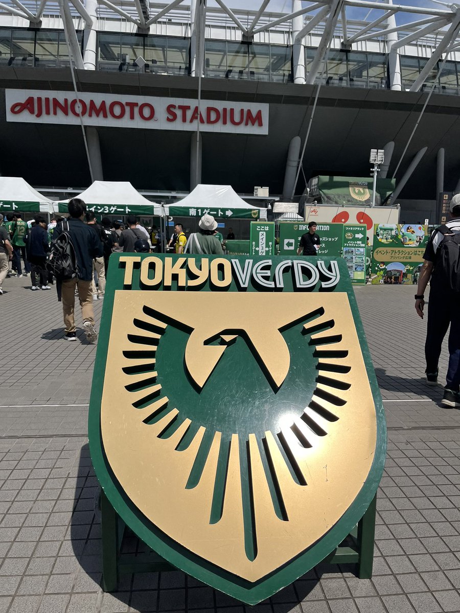 ぞめ tweet media