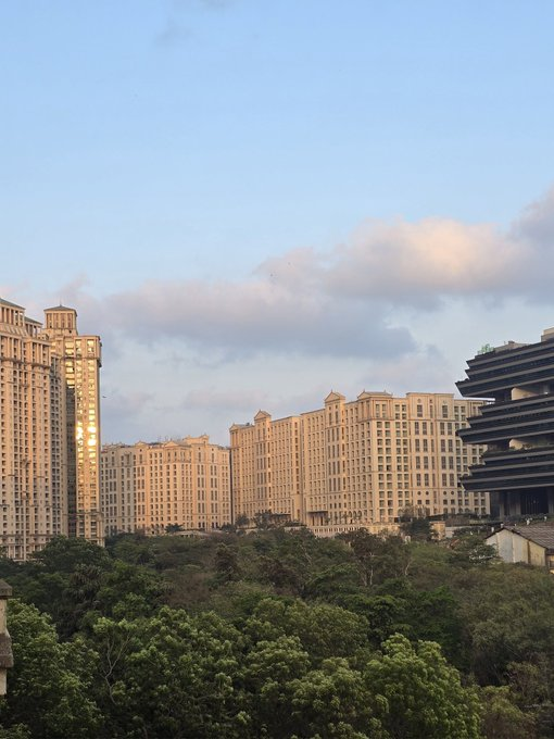 AmeyKulkarni_21's tweet image. Just #Mumbai things...✨

📸 Powai ka firangi @RahulChels bhai