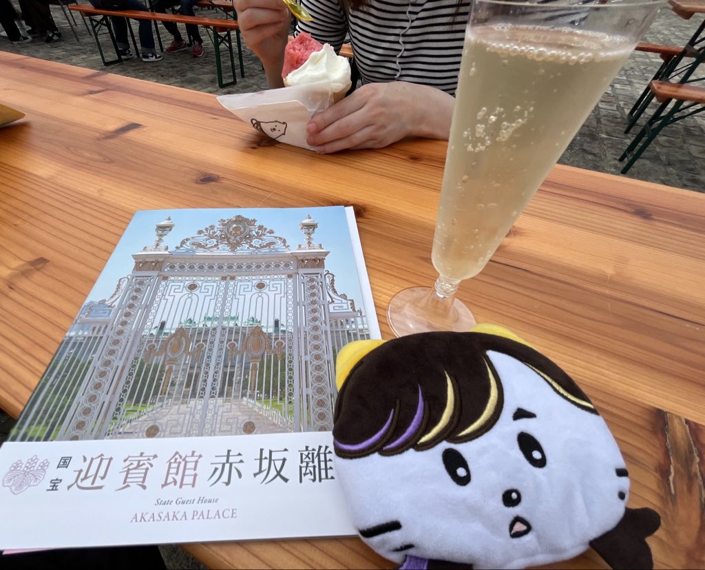 建物やお庭はもしろん
素晴らしい内装や調度品の数々に感動しました🥹✨

#旅するFANKS