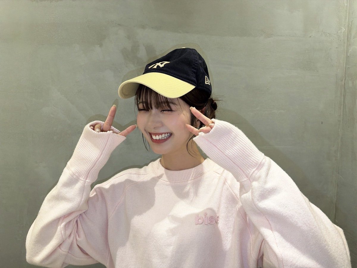 hoshino_staff's tweet photo. GWも元気っ👼
たくさんの作品が待機してます。
感謝でいっぱいです🙇‍♀️

#星乃夢奈 https://t.co/vNR7r1ftuq