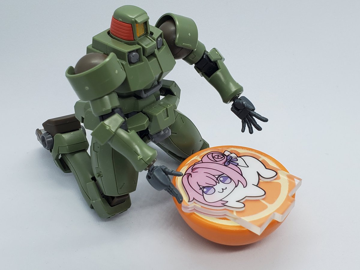 昨日いっぱい遊んで疲れたDOROがパネルになっちゃった！
こんな時はオレンジの上に乗せておくとオレンジからパワーを吸って復活するよ