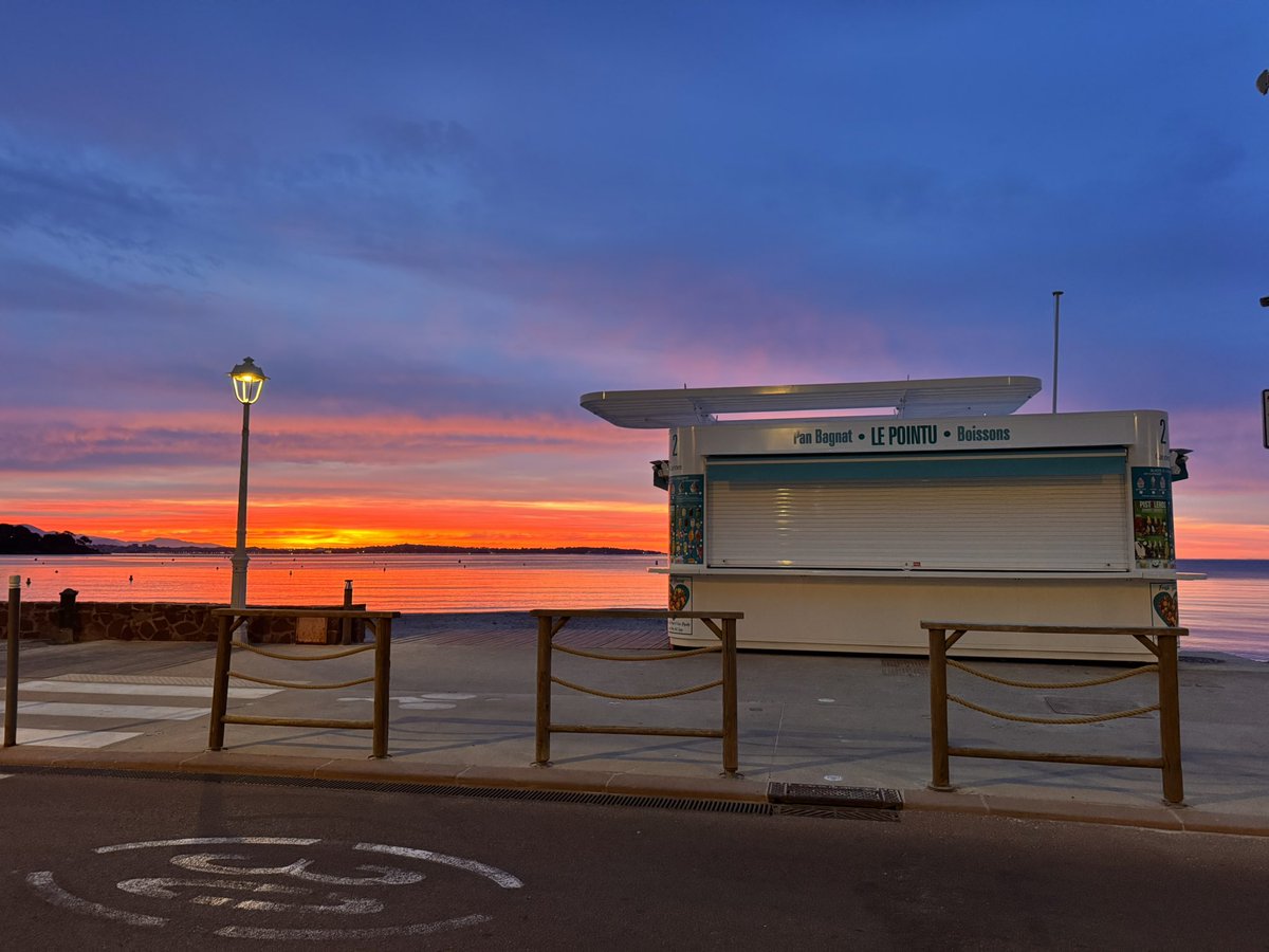 ReneTombarel's tweet image. En arrivant a 6h ce  dimanche #cannes #CotedAzurFrance @villecannes  @Cannes_France
