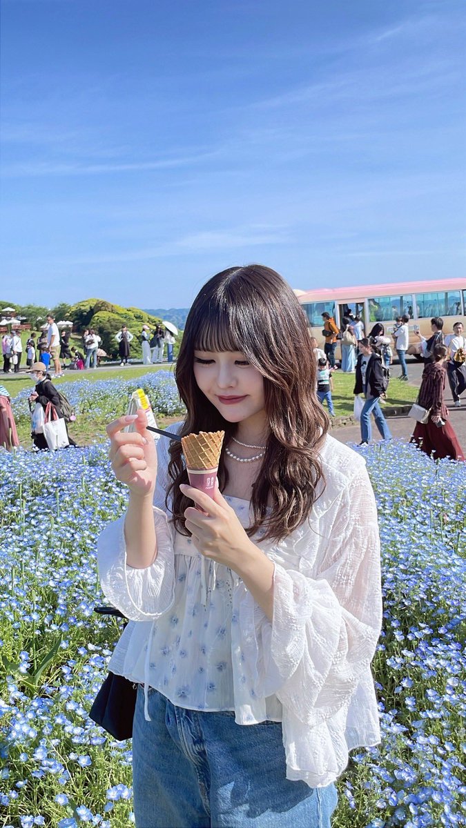 まなみん tweet media