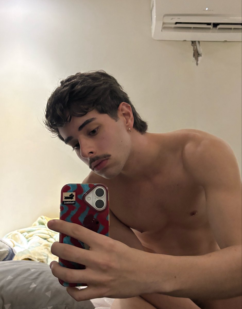 rafalucasana tweet media