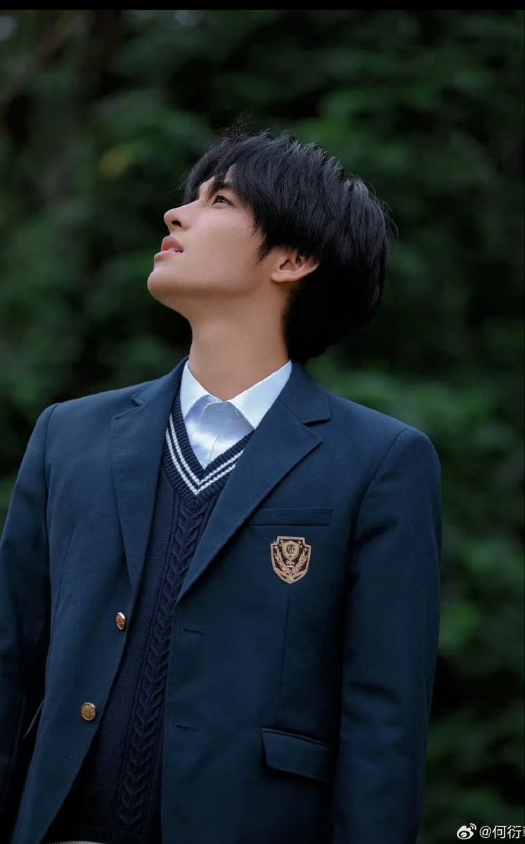 High school He Yanzhao 🍃🌻💐