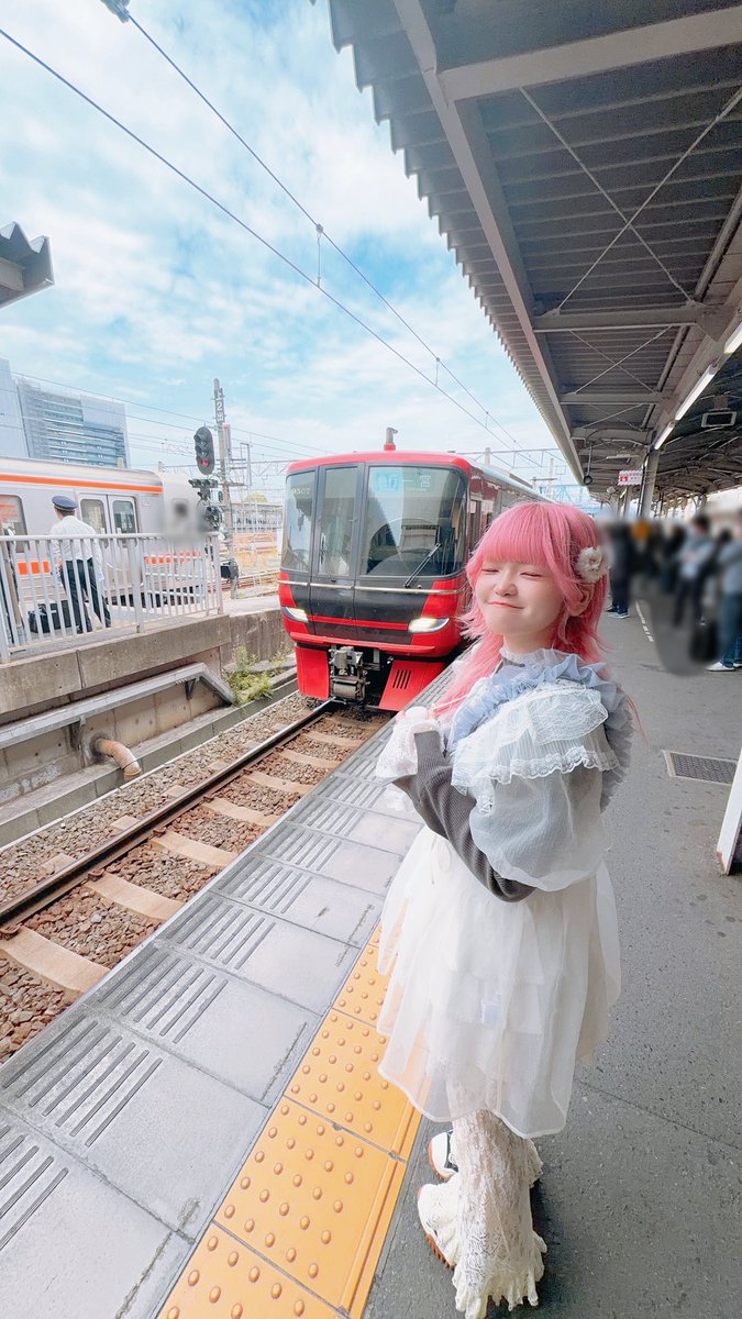 FlFo7o's tweet photo. ちょっくら旅に出てます🫧👽🚃 https://t.co/royVx1xT3g