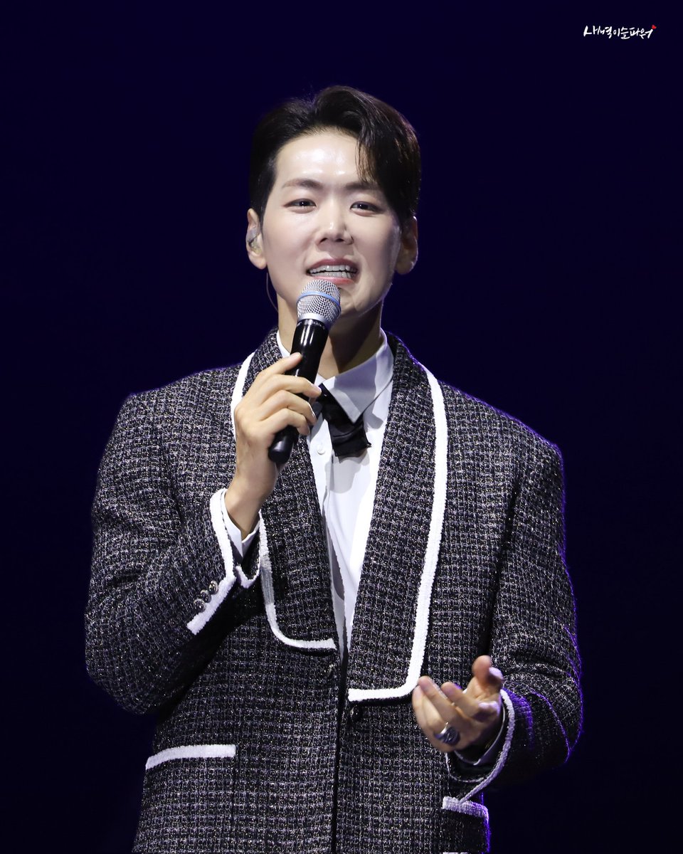 20260502 제4회 청주시립예술단과 함께하는 피크닉콘서트

진심 잘생겼다💙

#뮤지컬배우카이 #카이 #KAI #정기열
