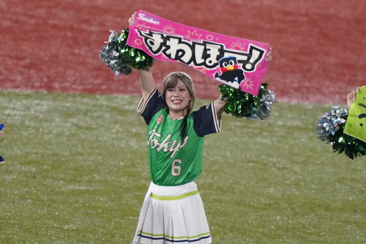 4374Yoshi's tweet image. 劇的なサヨナラ勝利。
激しく楽しかったな。
Passionさんお疲れ様でした。
YUZUHAさん気付いてくれたありがとう。
SUMIREさんのお手振りも待ってます。

#Passion
#YUZUHA6
#SUMIRE15