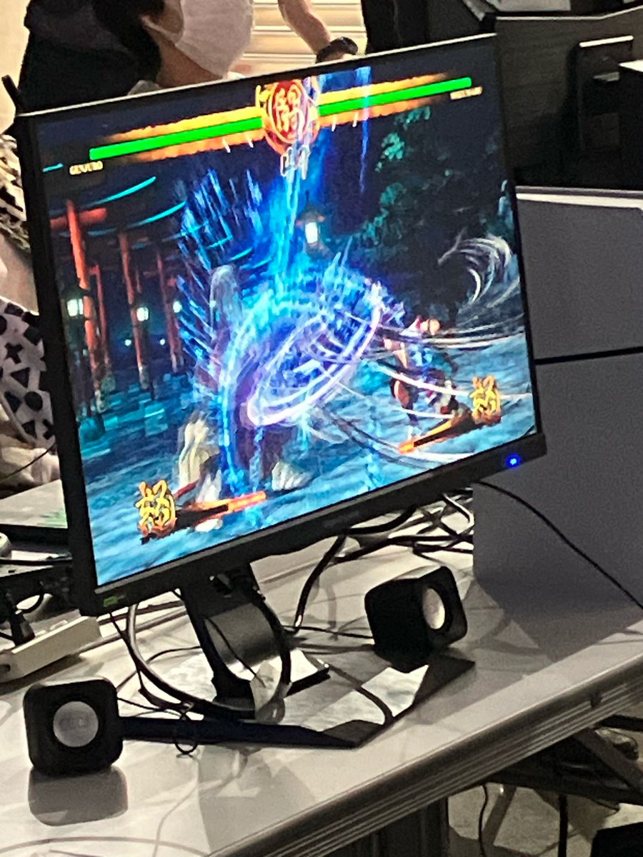 ayashi tweet media