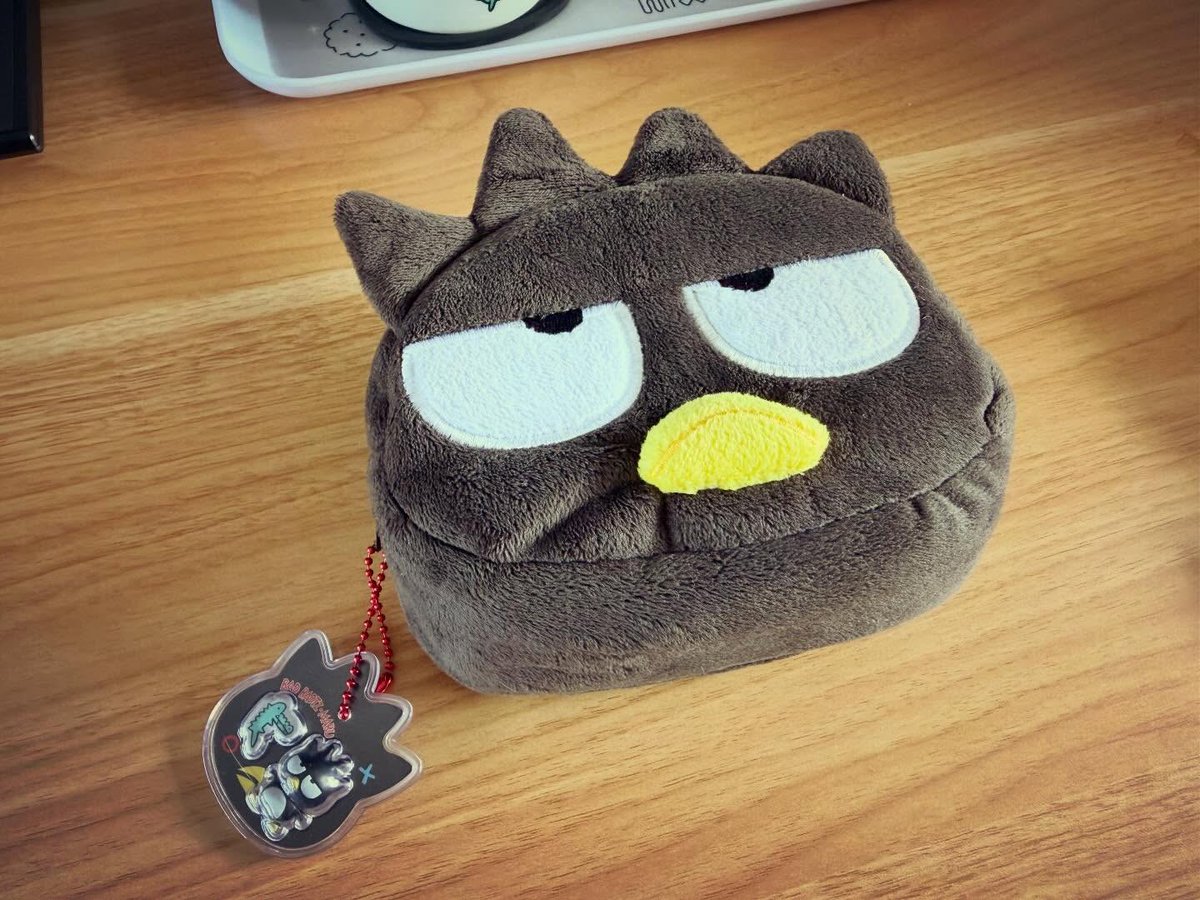 actrise's tweet photo. かわいすぎるキーボードが誕生してしまった
ポーチもジャストサイズで最高
 #moNa2

黄色のコンベックスキーが欲しくなるなぁ
3Dプリンタ…うっ… https://t.co/SzJVnES9sf