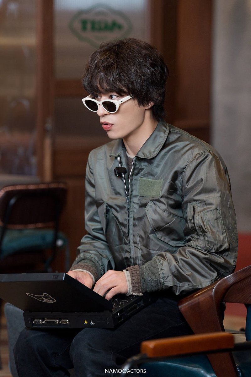 두빵 tweet media