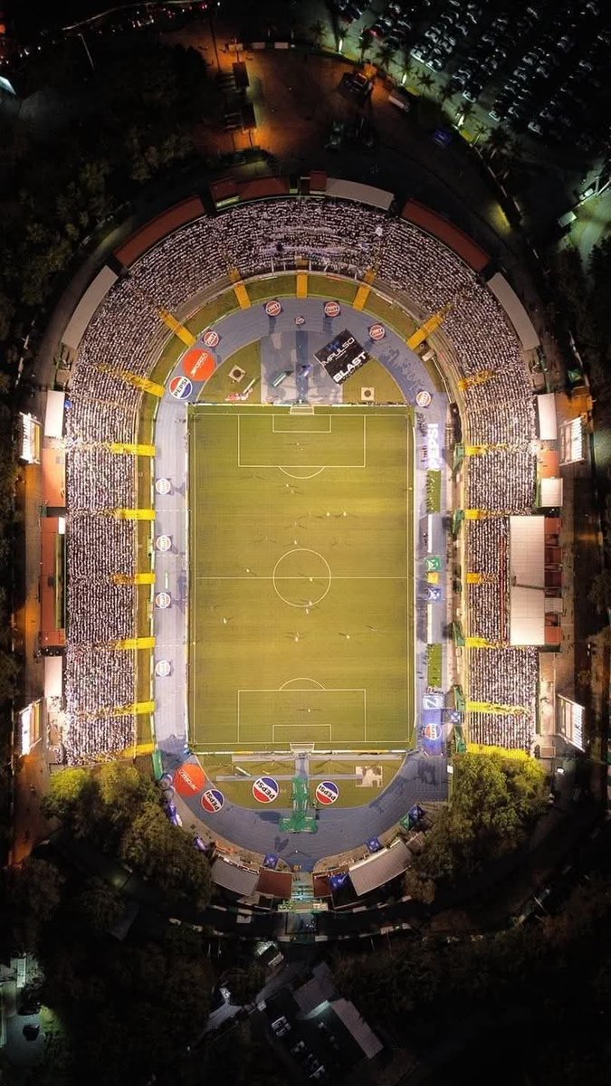 Wcruz_10's tweet photo. ¡EL MAS GRANDE DE GUATEMALA! 

@CremasOficial 👻 https://t.co/TPC7VZhh0Q