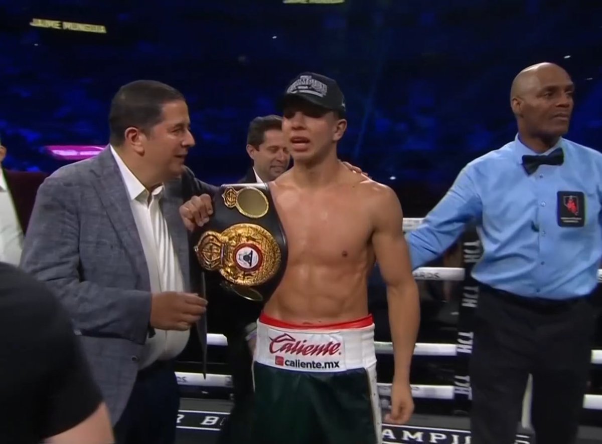 Dan The Boxing Man tweet media