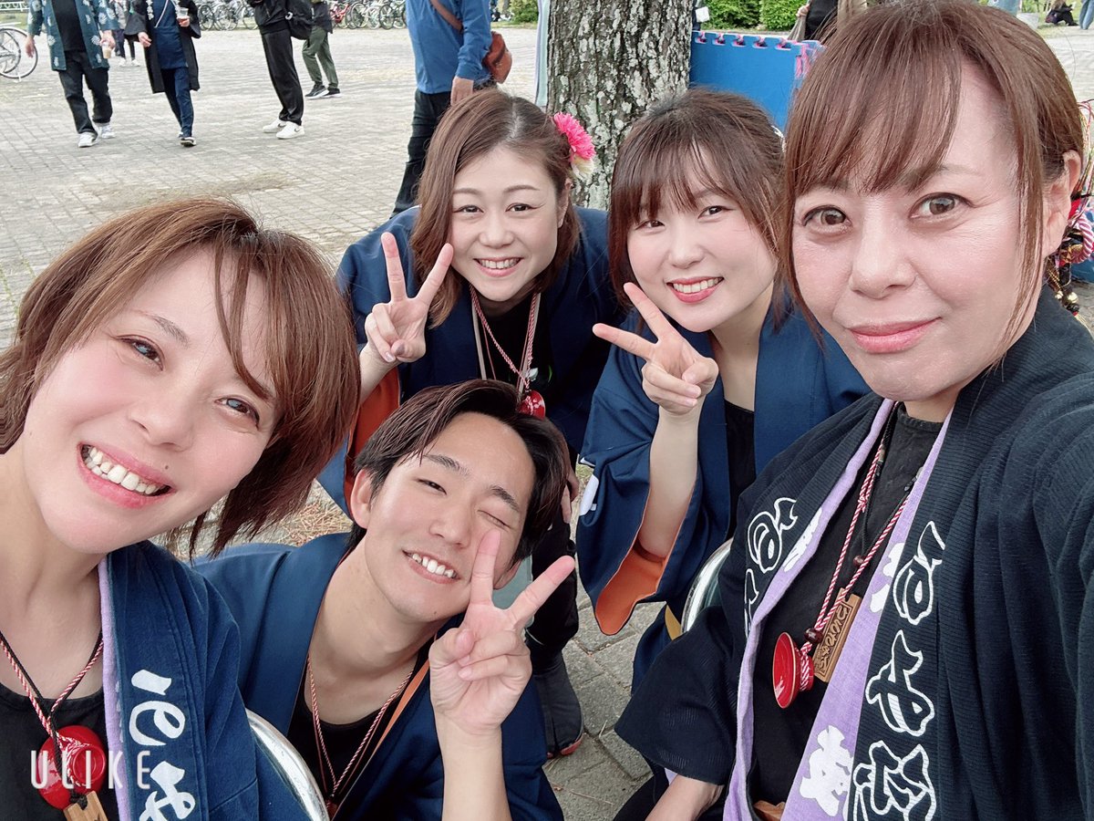 orangematsuri's tweet photo. 笑顔のウーバーイーツin浜松まつり
よさこい演舞だけでなく、チアや太鼓の演奏など様々な催し物をご覧いただけます✨
浜松祭り凧揚げ会場にお越しの際はぜひ風紋広場にお立ち寄りください😊

#遠州よ��こい連合会
#浜松祭り
#風紋広場 https://t.co/EUJYIApNIc