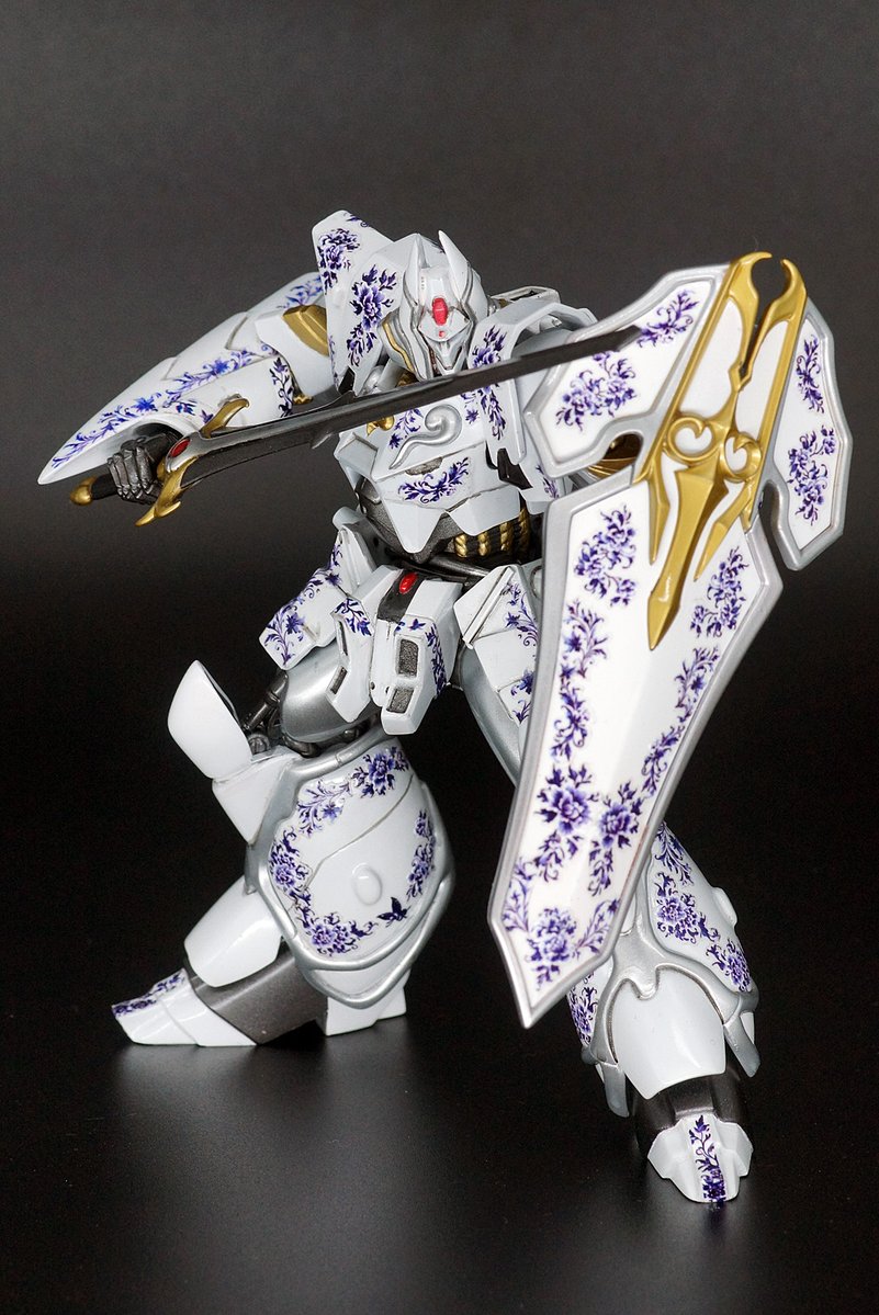 #PLAMAX
鉄巨人
ガリアン鉄の紋章

「藍華」です。