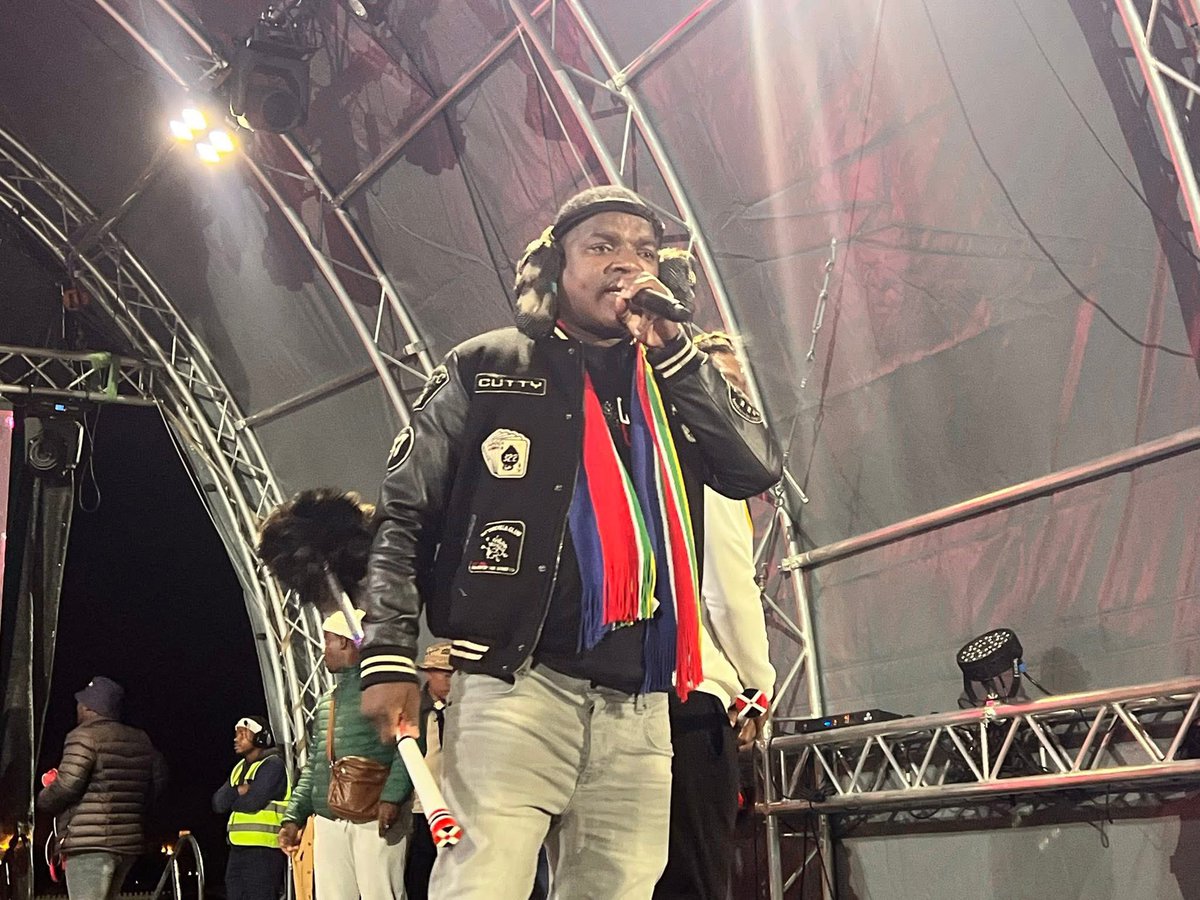 Born-in-SA🇿🇦 tweet media