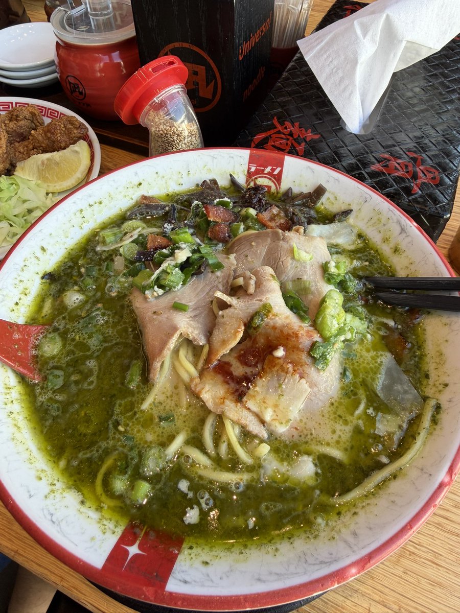 mandu (🥟) tweet media