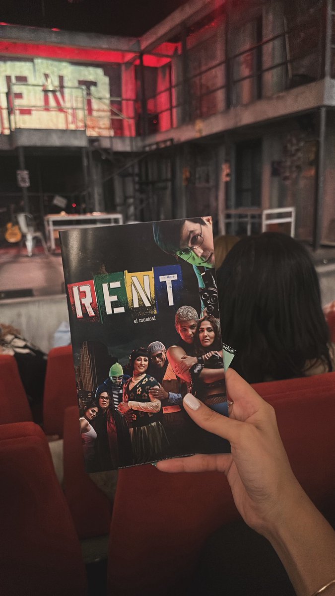 cherryjaquez2's tweet photo. 🎭🍿✨ https://t.co/ETBhzGO42s