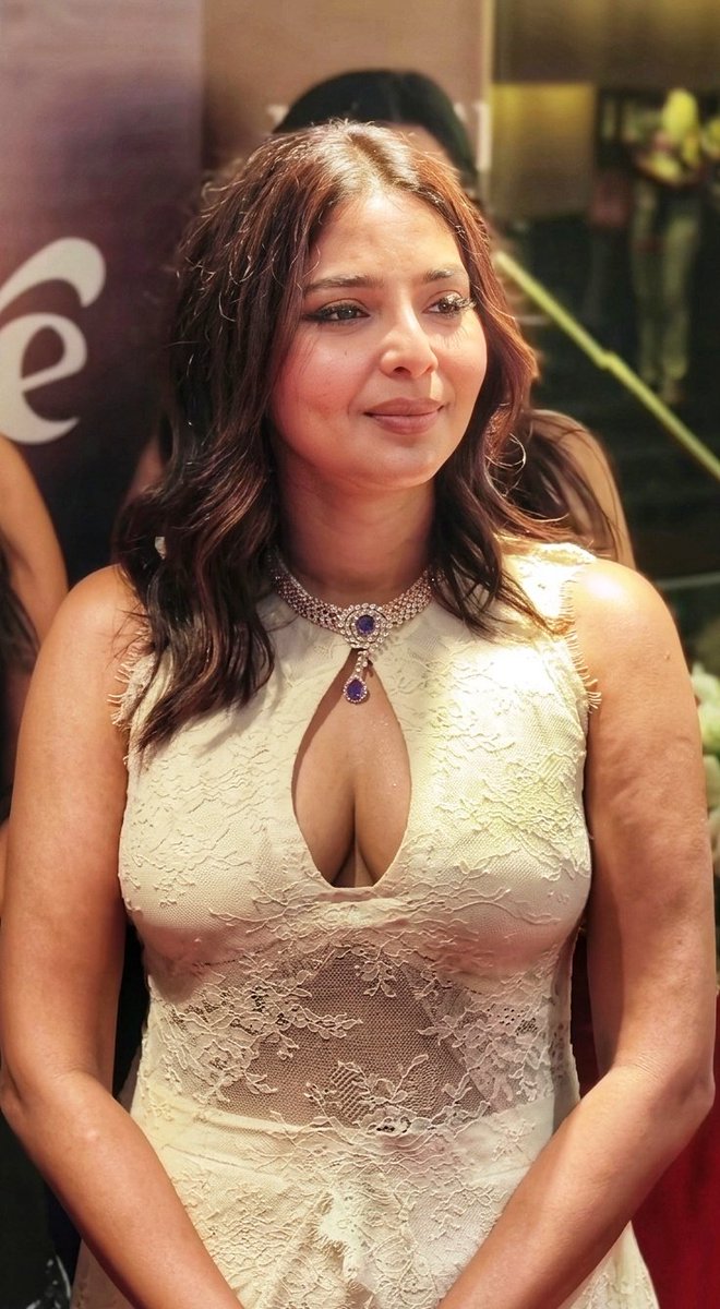Ms K O D A L U tweet media