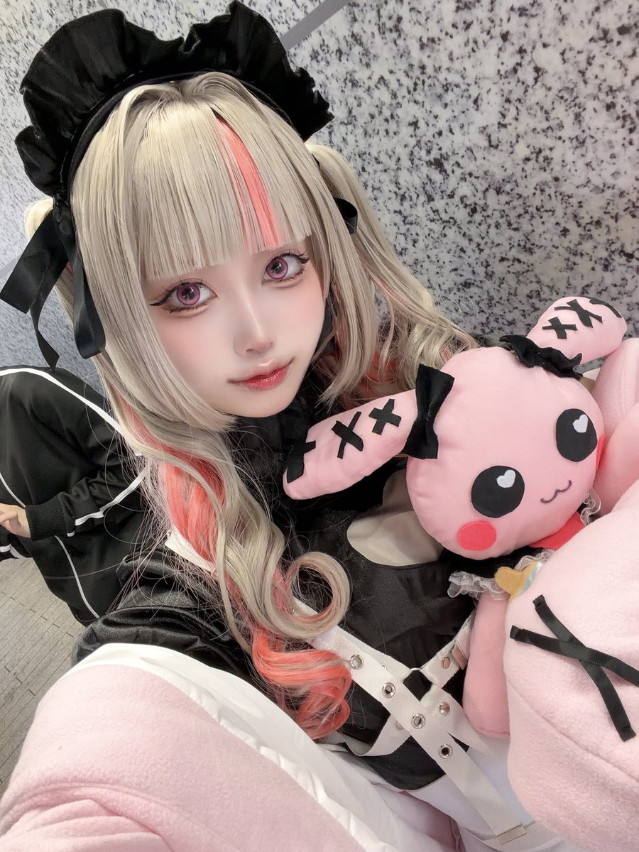 いぬいぬ@5/6かみこすパフォ tweet media