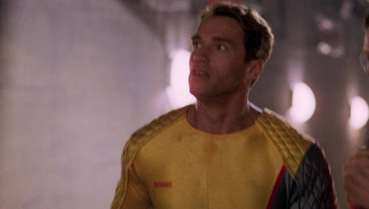 Shadow_Magic_FX's tweet photo. Fun fact: Christopher Reeve was offered the lead role in The Running Man (1987) but he turned it down and the role went to Arnold Schwarzenegger, instead.

I could totally see him in that role. https://t.co/LxTmkfMqqQ