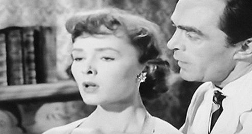 TalkingPicsTV's tweet photo. Early morning drama with #RonRandell #MaryParker in
📽️ THE HOSTAGE (1956) 7:55am British thriller #TPTVsubtitles https://t.co/Y1epFZ0JCp