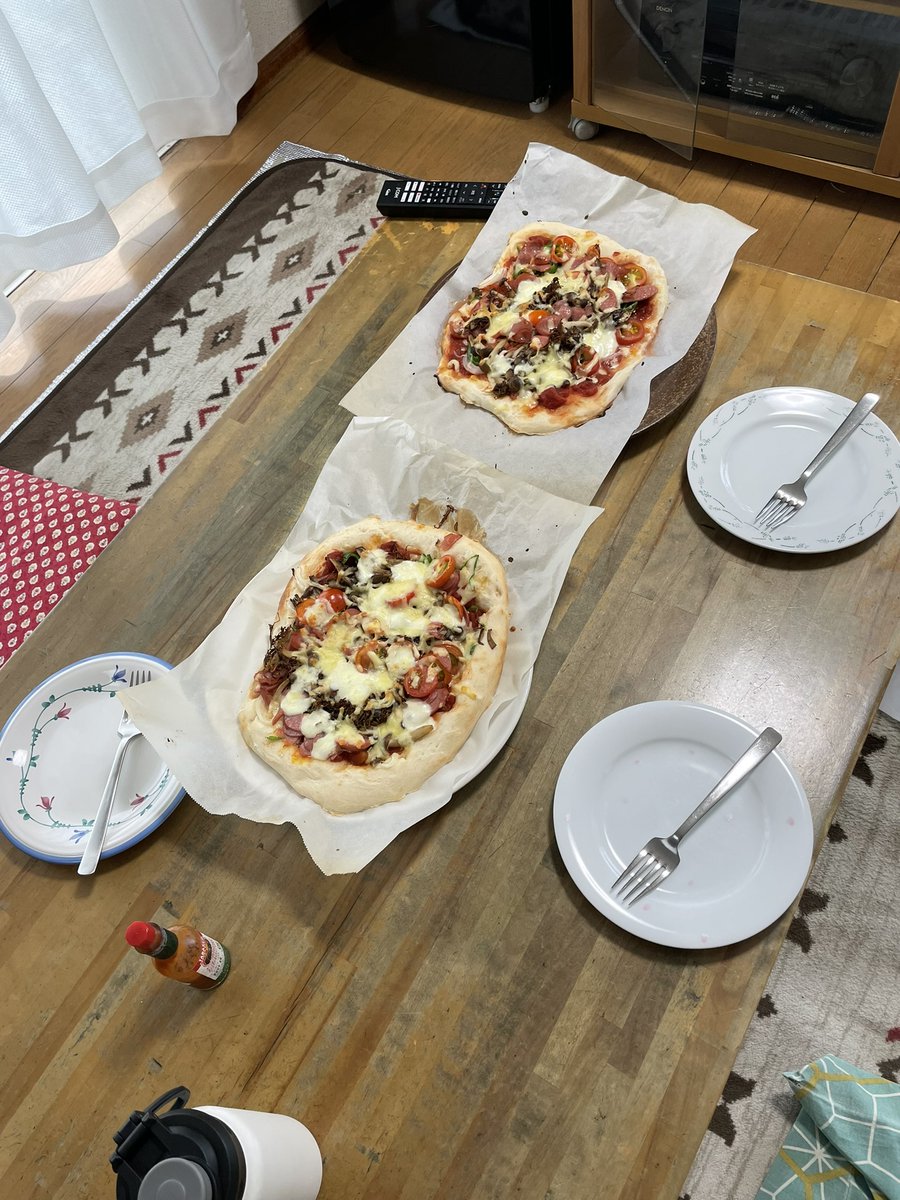 hide6153's tweet image. ピザを作りました。 #pizza #lunch #昼食 #ピザ
