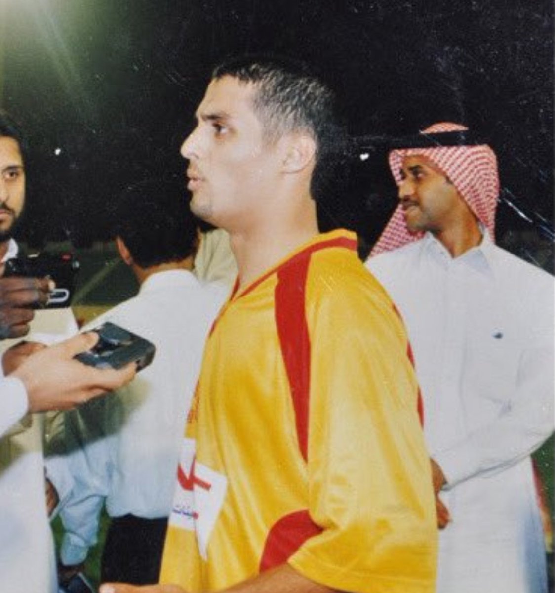 ‏ فالكون tweet media