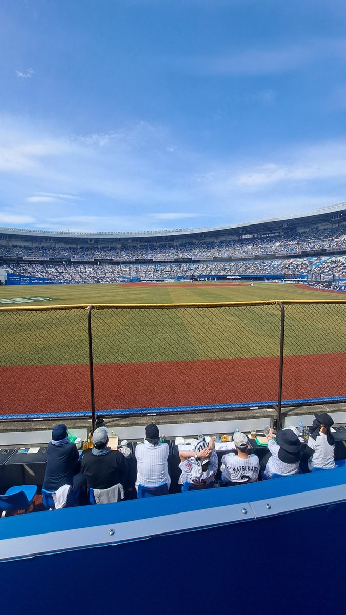 スエ@TEAM  GENESIS tweet media