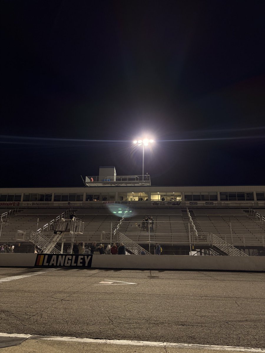Langley Speedway tweet media
