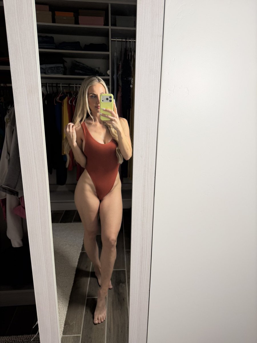 Kristina ✨ tweet media