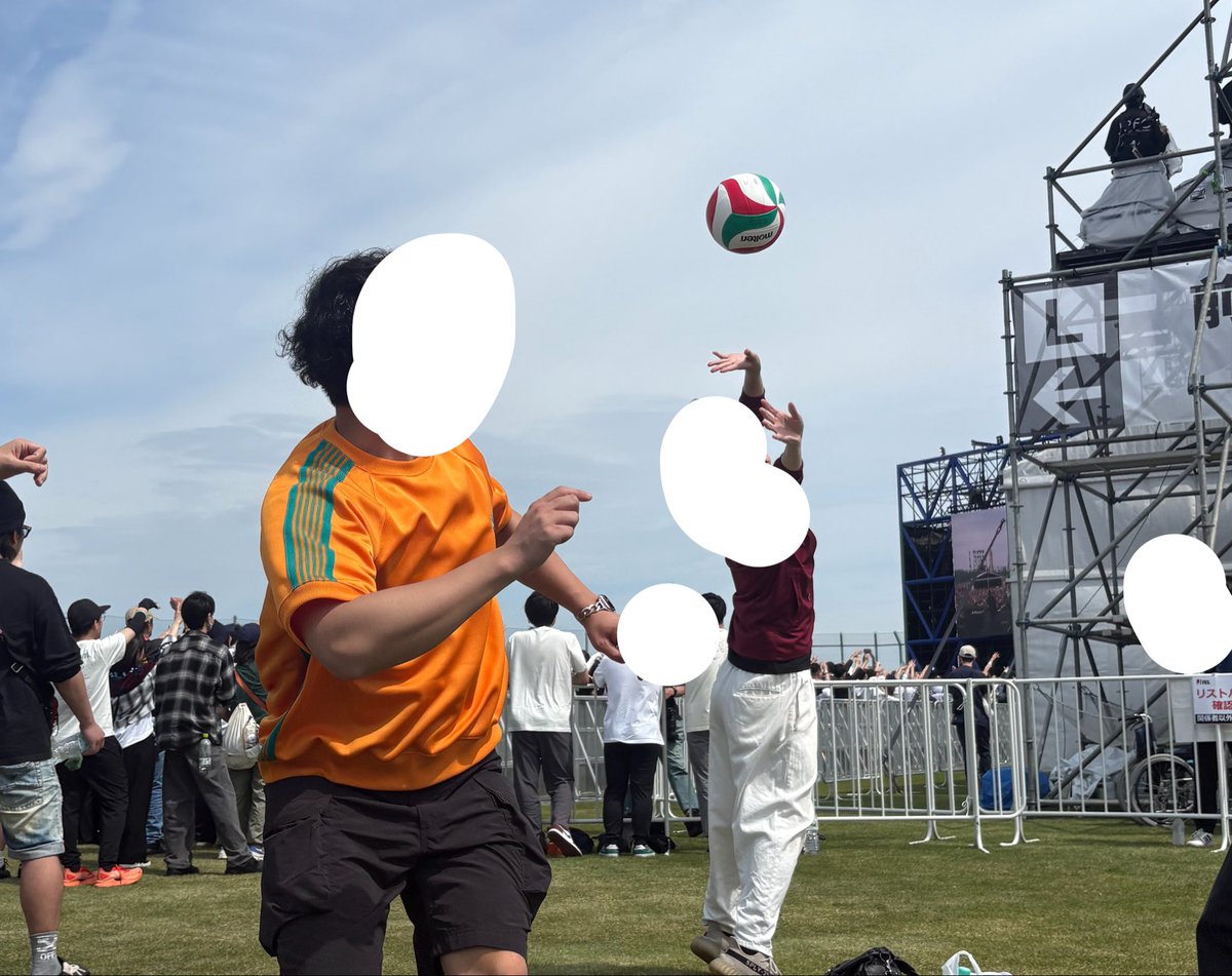 おみず tweet media