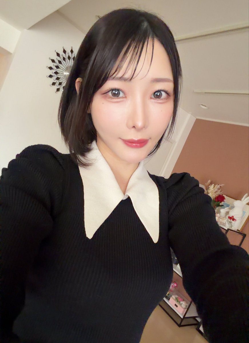 写真集販売中】えっちゃんねる🎨ボンボンTV (@ecchan_bom2) / Posts / X