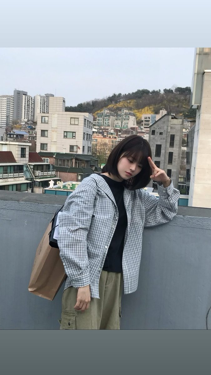 souzeon's tweet photo. 260503 전소영 인스타 스토리 #전소영 #jeonsoyoung https://t.co/KPrlB9zVQx