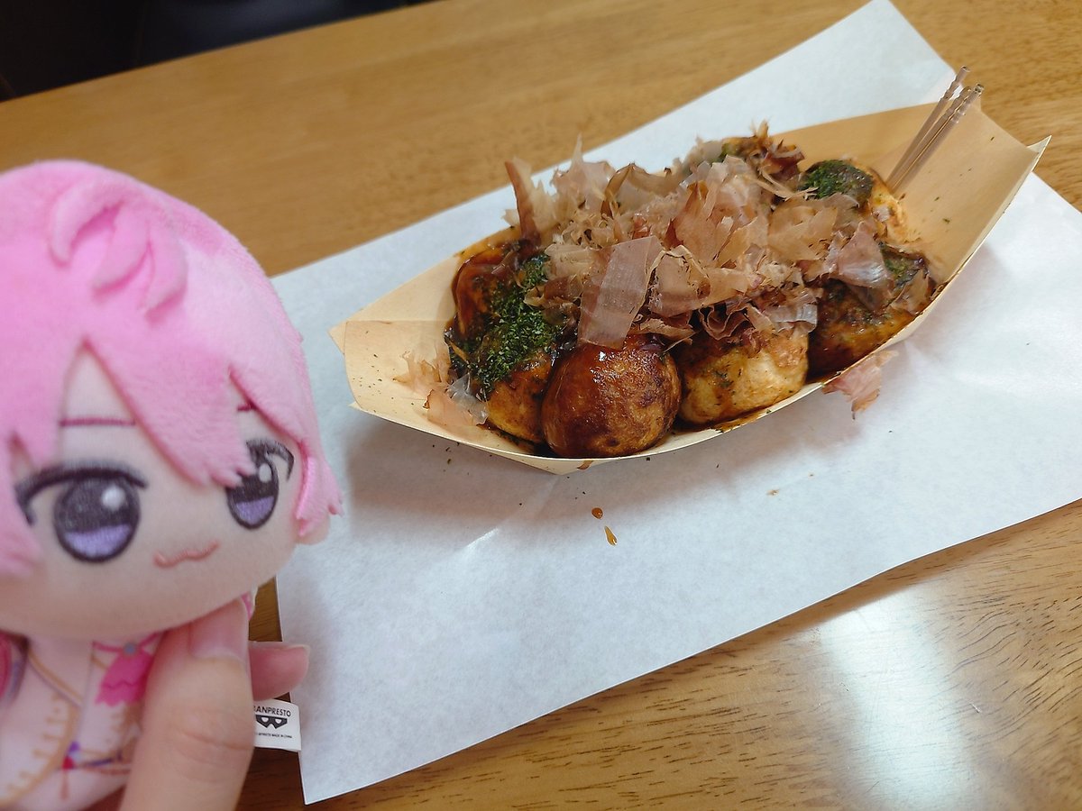 なま tweet media