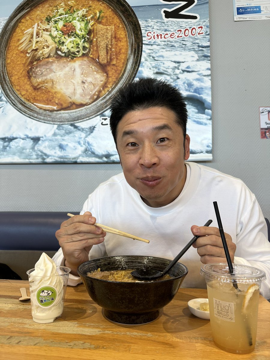 なかやまきんに君 tweet media