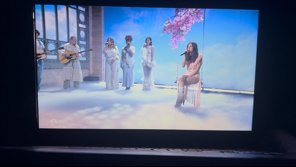 track13onred's tweet image. OH MY GOD THAT SHOW WAS SUCH A SERVE #saturdaynightliv