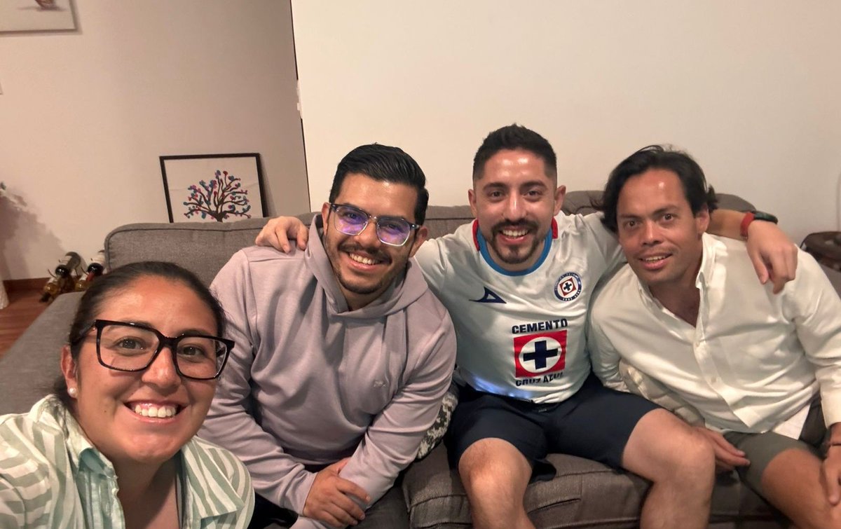 Mayito_Sports's tweet photo. #QuienPegaPrimero
Vamoo Cruz Azul 🤘🏻 https://t.co/kEEl6kIOGI