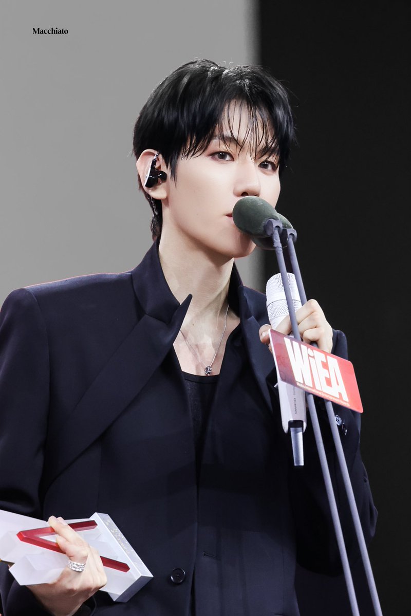 Macchiato_bh's tweet image. 260426 Wiea 🇲🇴

#백현 #BAEKHYUN #ベッキョン 
@B_hundred_Hyun 
@BAEKHYUN_INB100