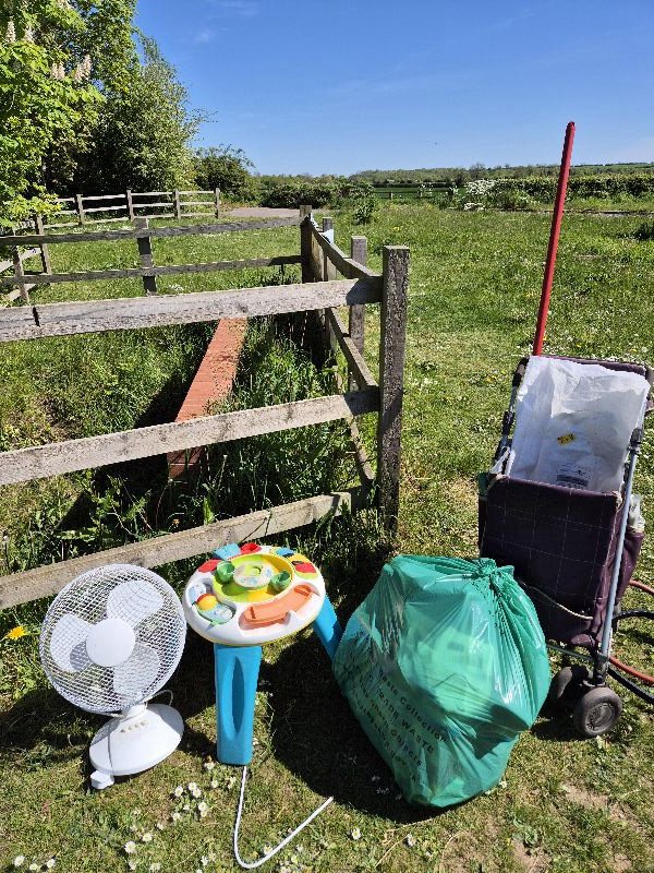BBullrushes's tweet image. In and out of the local swales collecting #litter. A sack filled with #polystyrene from one, a huge football, a desk fan &amp;amp; a child's activity desk.  #NotABin #Derby @LitterReporting #LoveWhereYouLive