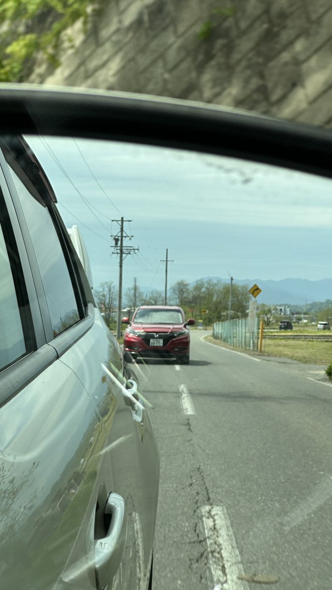 20分ぐらいずっとこれで対向車来たら戻るけどまたこの状態に さてここ
