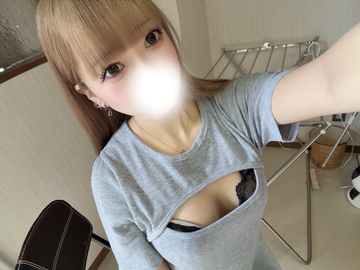 もえか tweet media