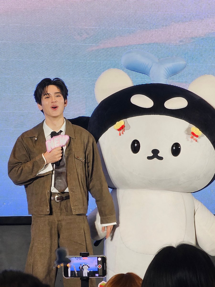 พ่อพ่อ ซังซัง 🩷🩷
NEWSAN IN SHANGHAI
#NewfansignwithPolcasan
#Newwiee #POLCASAN