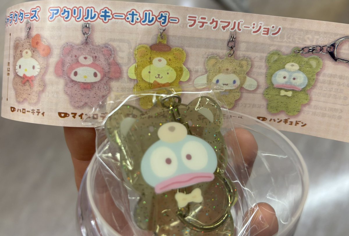 トトロ tweet media