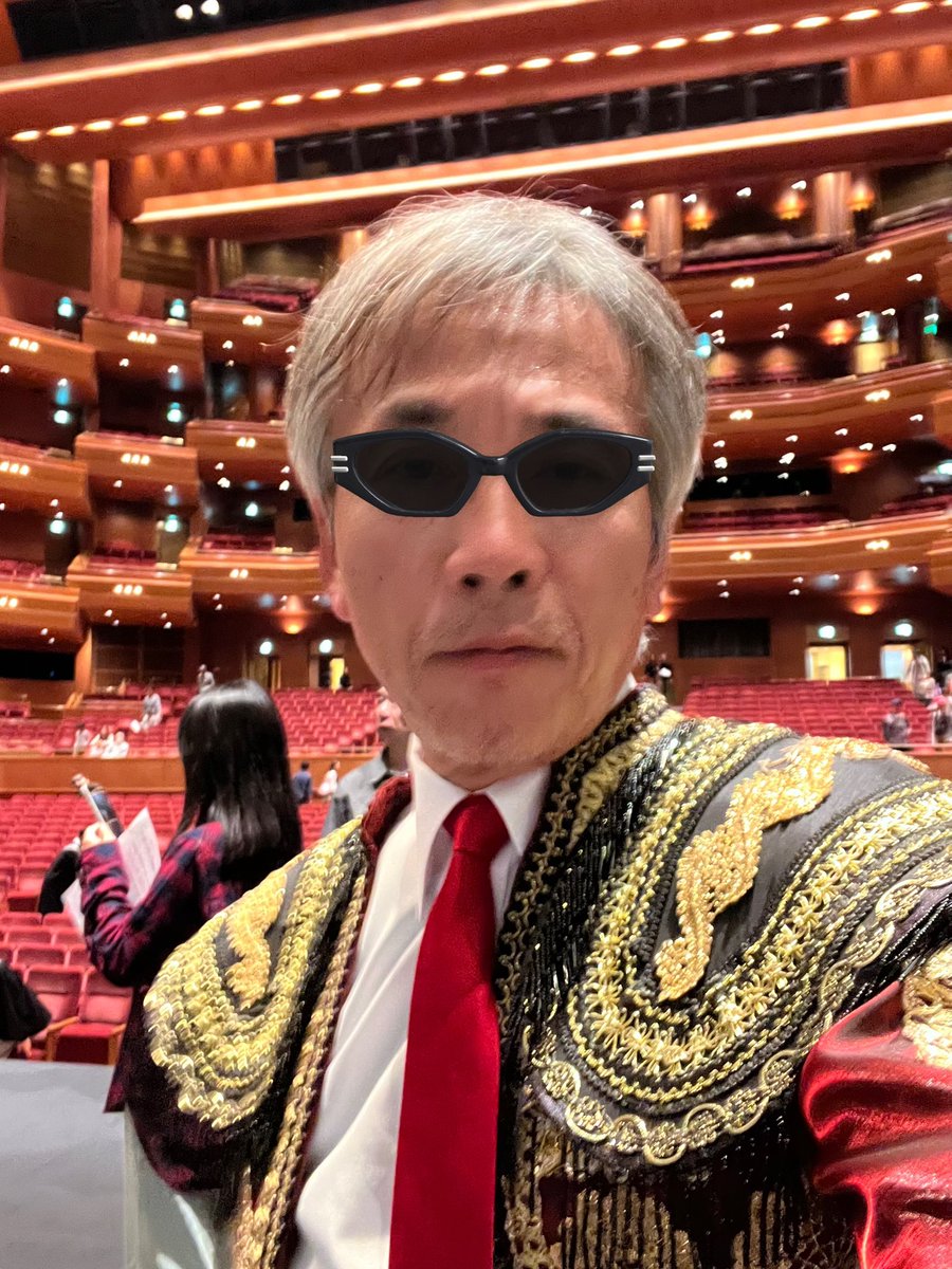 すなさん tweet media
