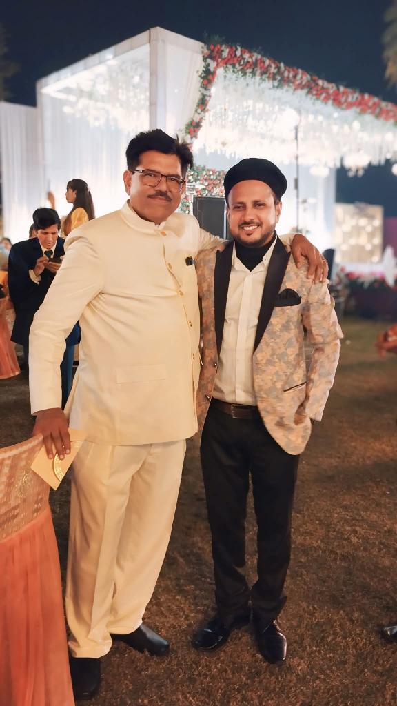akhtarkhanakela's tweet photo. कर भला, हो भला, सभी का भला, खिदमत ऐ ख़ल्क़, सभी की मदद , के जज़्बे के साथ , समाज सेवा कार्य में लगे, हर दिल अज़ीज़ भाई मुज़फ्फर राहीन को सालगिराह पर मूबारकबाद, बधाई, अख़्तर https://t.co/z1q9DQ2DQt