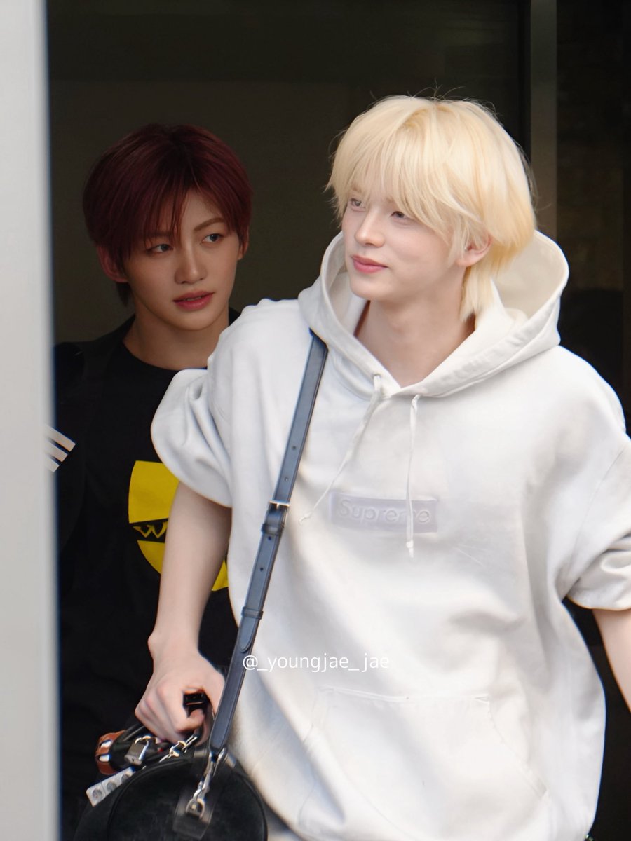 260501 TWS 

❤️🤍

#신유 #지훈