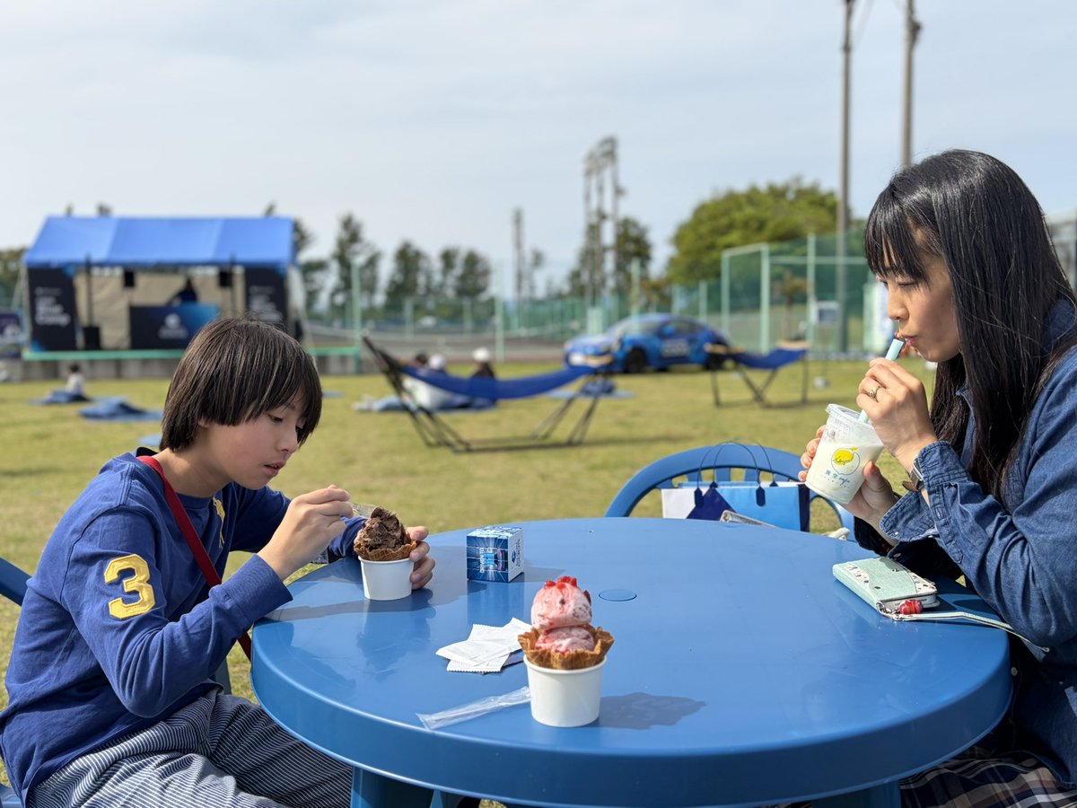 zari185's tweet image. YouTube動画🎥GSユアサエナジーさんの渚園でのイベント、カオスブルーキャンプにお邪魔してきました🤗
caosブルーバッテリーの20周年を記念するイベント🚙会場ではマルチブルーの世界観を満喫できます☺️
#caos #ブルーバッテリー　#GSユアサエナジー #渚園
youtu.be/oErN3685Tw4