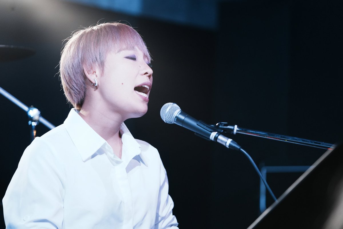 Photo47Naoki's tweet photo. ２人目。
二度目まして (*`･ω･)ゞ

2026.05.03　岡本 まゆか さん（@bmkcd）
#ライブ写真
#ファインダー越しの私の世界
#写真で奏でる私の世界
 ※本人様以外は無断転載・複製・保存禁止。 https://t.co/aZhr60bjpG