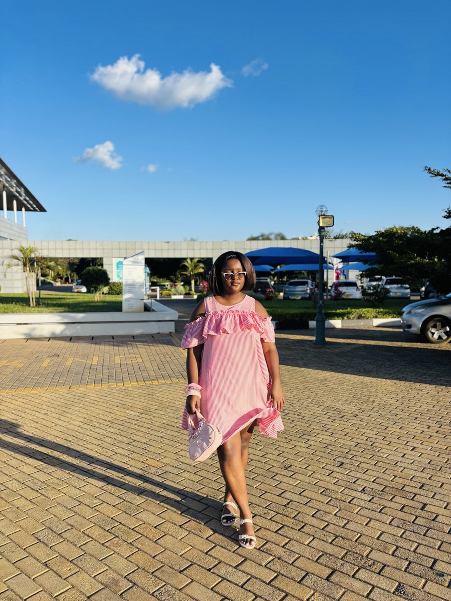 Freda ᥫ᭡ tweet media